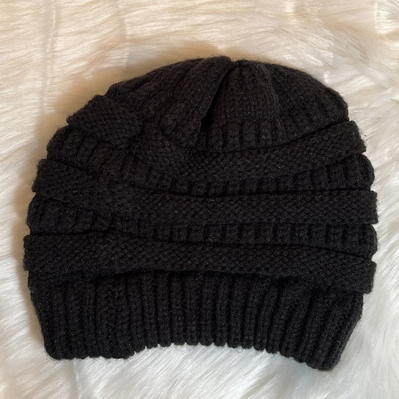 Knit Beanie Hat Set - Picture 8 of 9